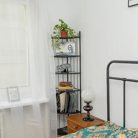 Artbase - Cozy And Close To Everywhere Apartament *