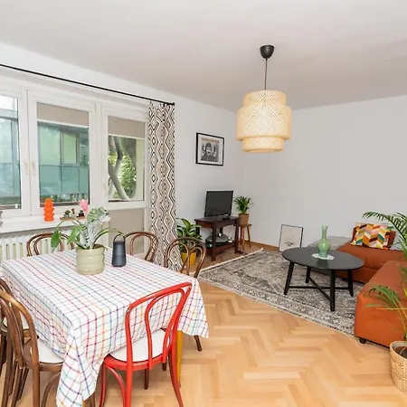 Artbase - Cozy And Close To Everywhere Apartment Poznan