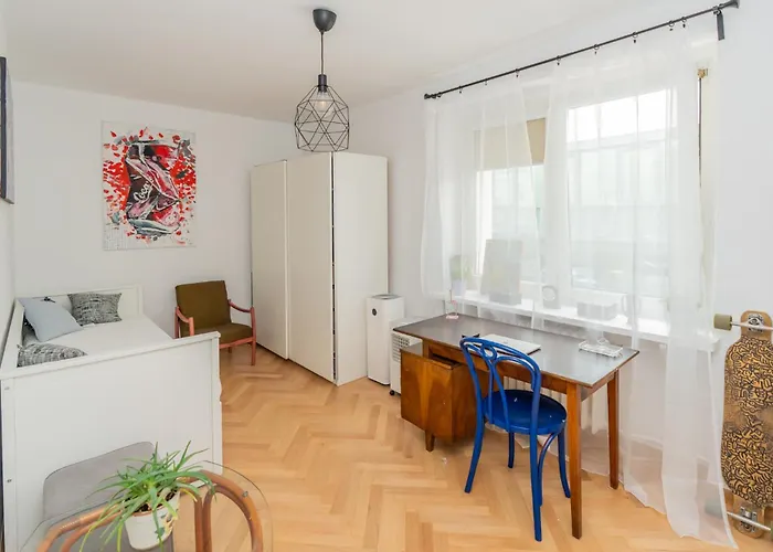 Artbase - Cozy And Close To Everywhere * Poznań